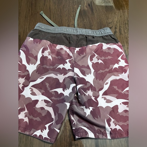 Boys SZ 6/7 Batman Swim Trunks bat camo - Picture 9 of 9